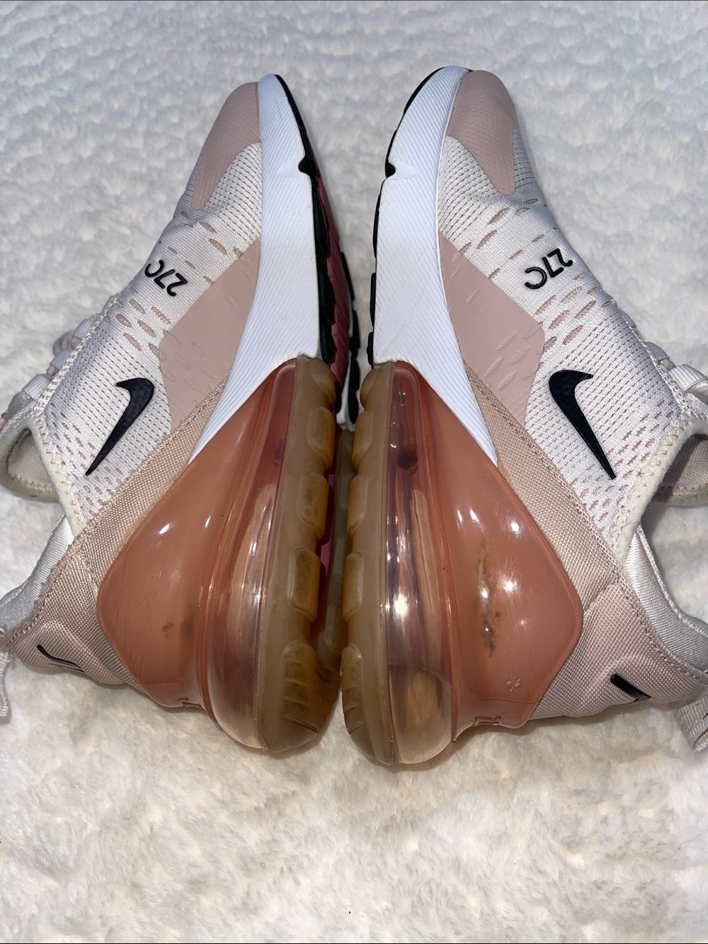 Nike Air270 Pale Pink and White Trainers - Picture 5 of 11
